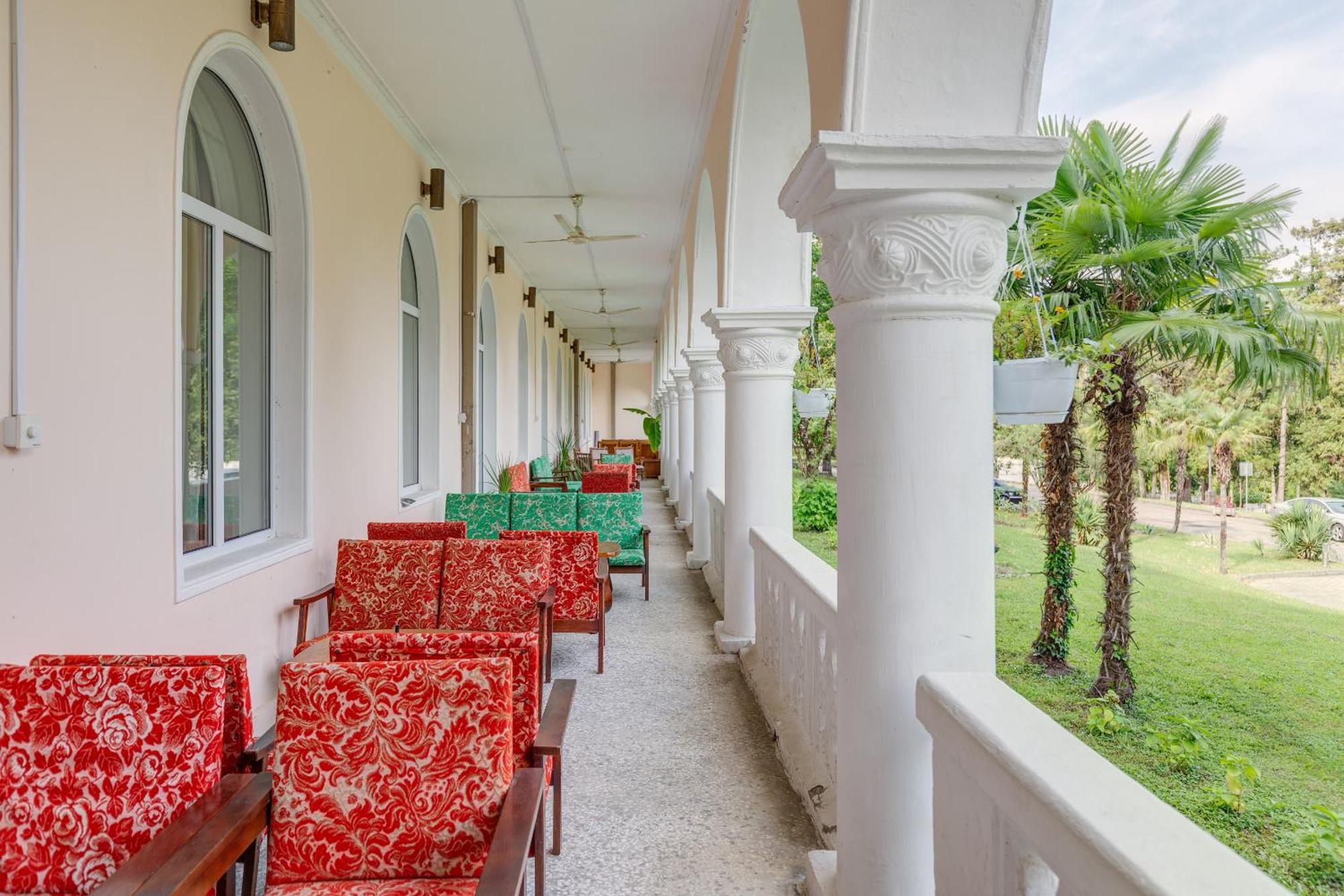 Legends Tskaltubo Spa Resort Dış mekan fotoğraf