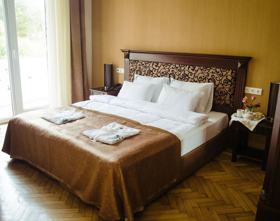 Legends Tskaltubo Spa Resort Dış mekan fotoğraf